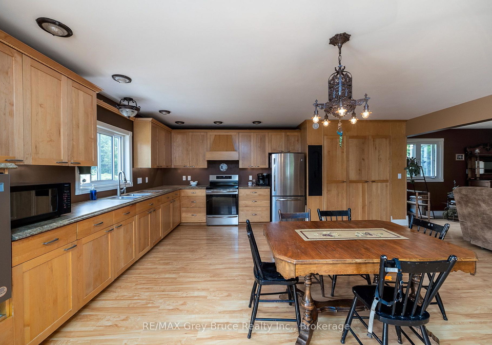 114-victoria-street-chatsworth-ontario-x13503742