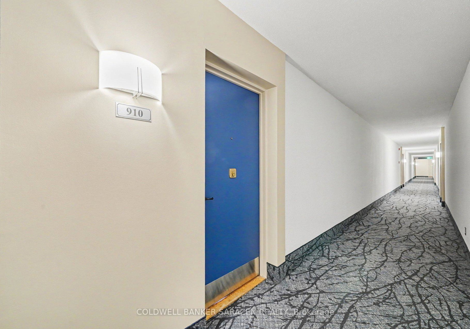 1485-baseline-road-ottawa-ontario-x13503928