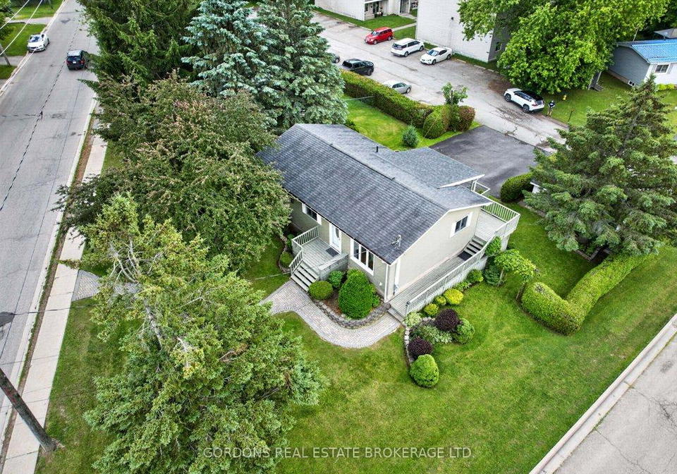 450-charles-street-n-gananoque-ontario-x13503942