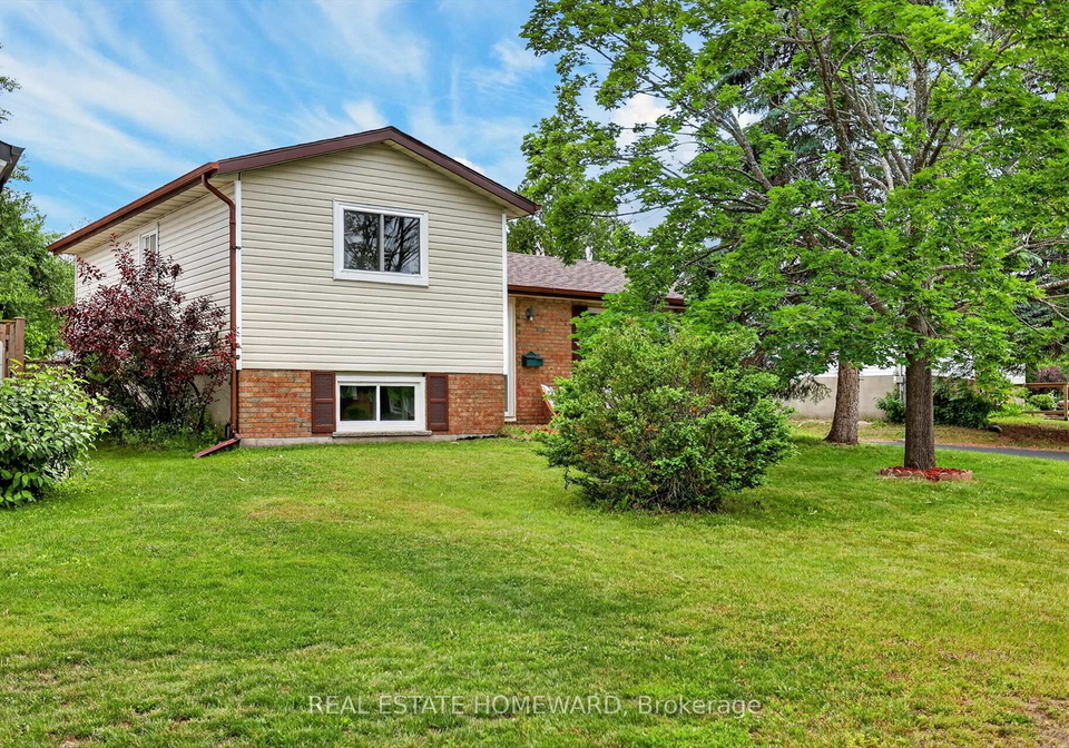 1569-redwood-drive-peterborough-ontario-x13504056