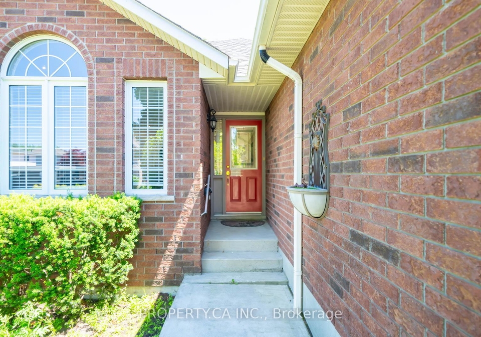 67-massena-drive-hamilton-ontario-x13504102