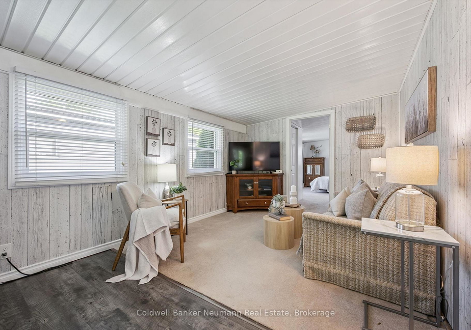 407-teak-trail-centre-wellington-ontario-x13504224