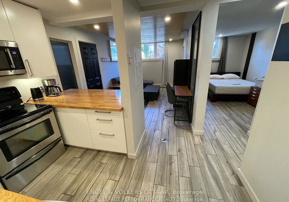 10-sherbrooke-avenue-ottawa-ontario-x13504228