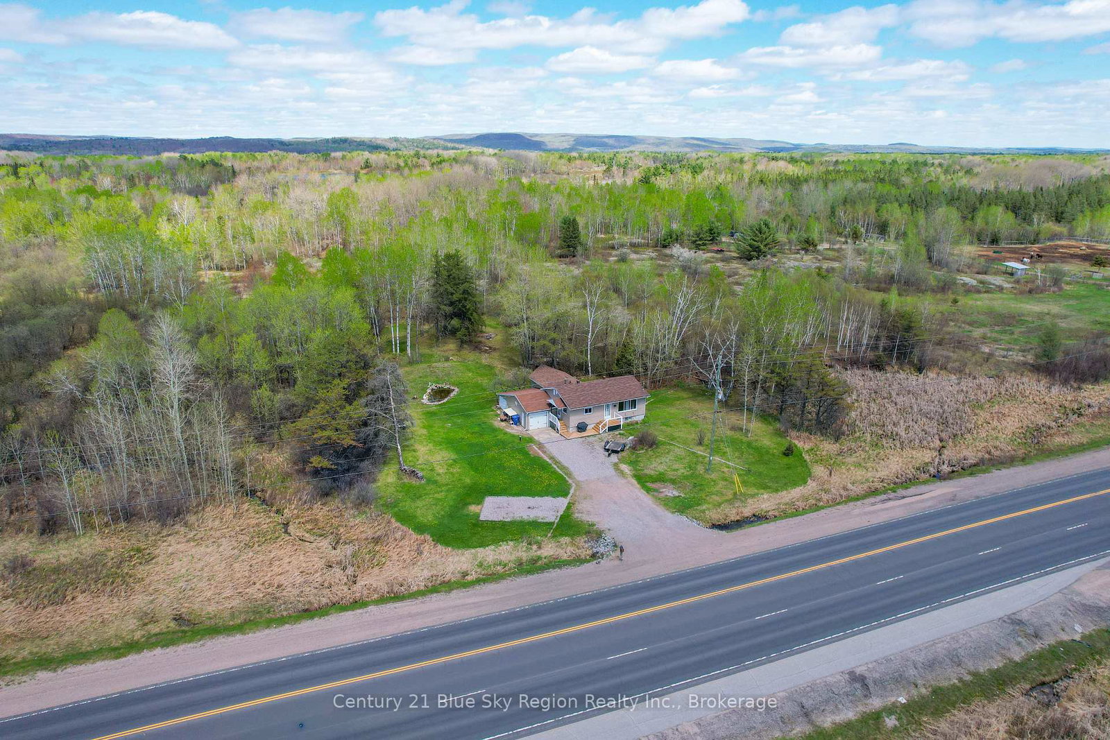 1742-highway-17-e-east-ferris-ontario-x13504240