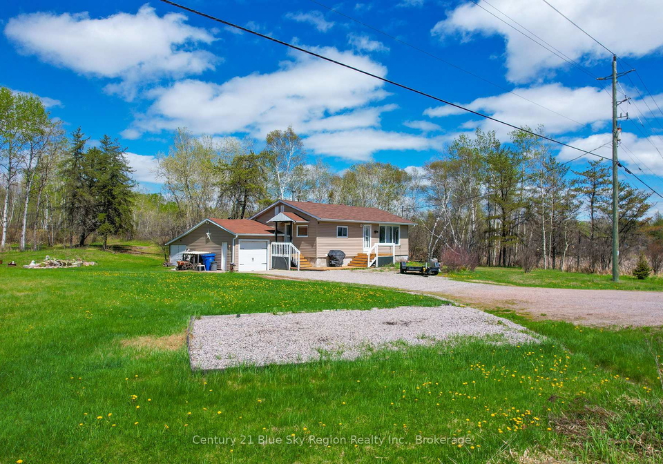 1742-highway-17-e-east-ferris-ontario-x13504240