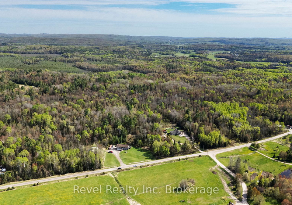 471-lindquist-line-powassan-ontario-x13504266