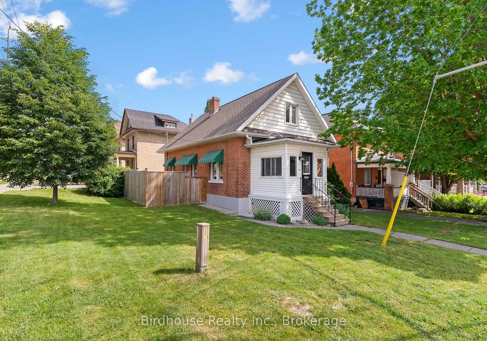 60-wellington-street-kawartha-lakes-ontario-x13504342