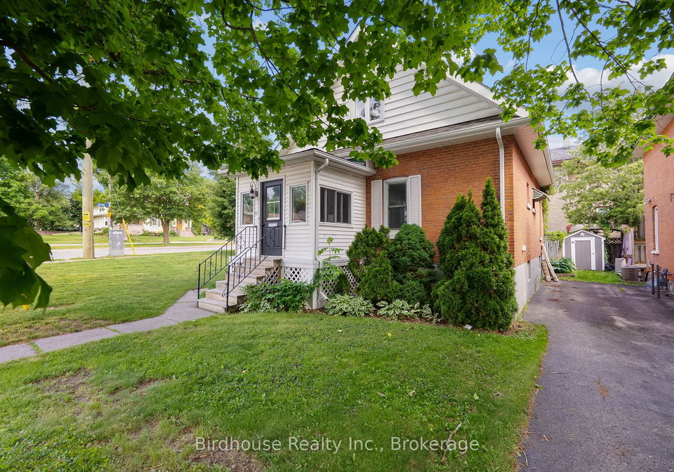 60-wellington-street-kawartha-lakes-ontario-x13504342