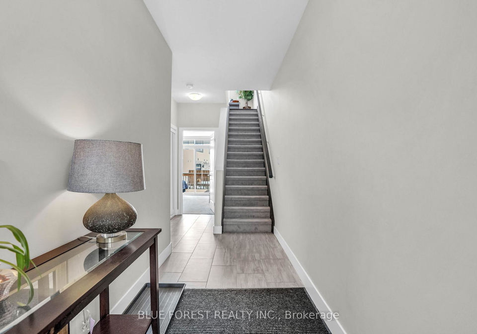 2070-meadowgate-boulevard-london-south-ontario-x13504582