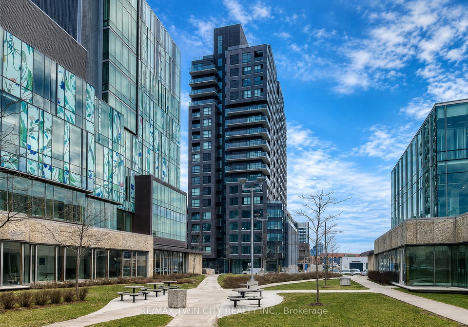 1-victoria-street-s-kitchener-ontario-x13504806