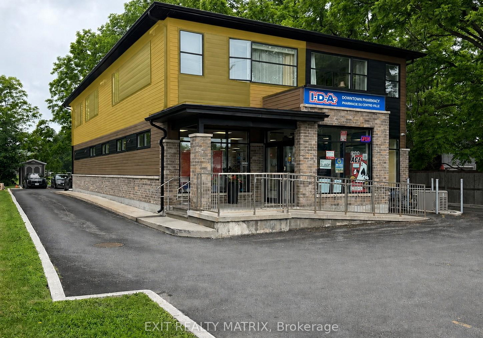 1106-concession-street-russell-ontario-x13504836