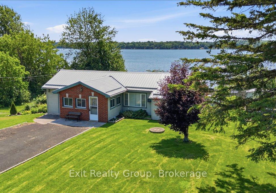 1083-lakeside-drive-prince-edward-county-ontario-x13505058