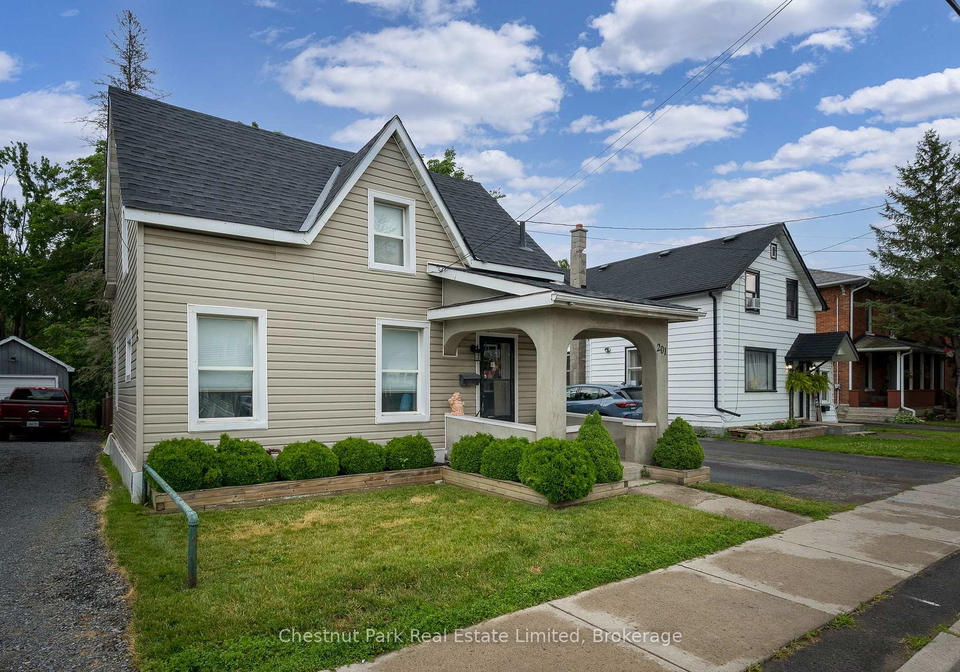 201-centre-street-n-greater-napanee-ontario-x13505236
