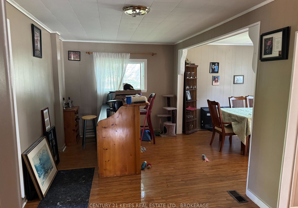 110-elm-street-gananoque-ontario-x13505476
