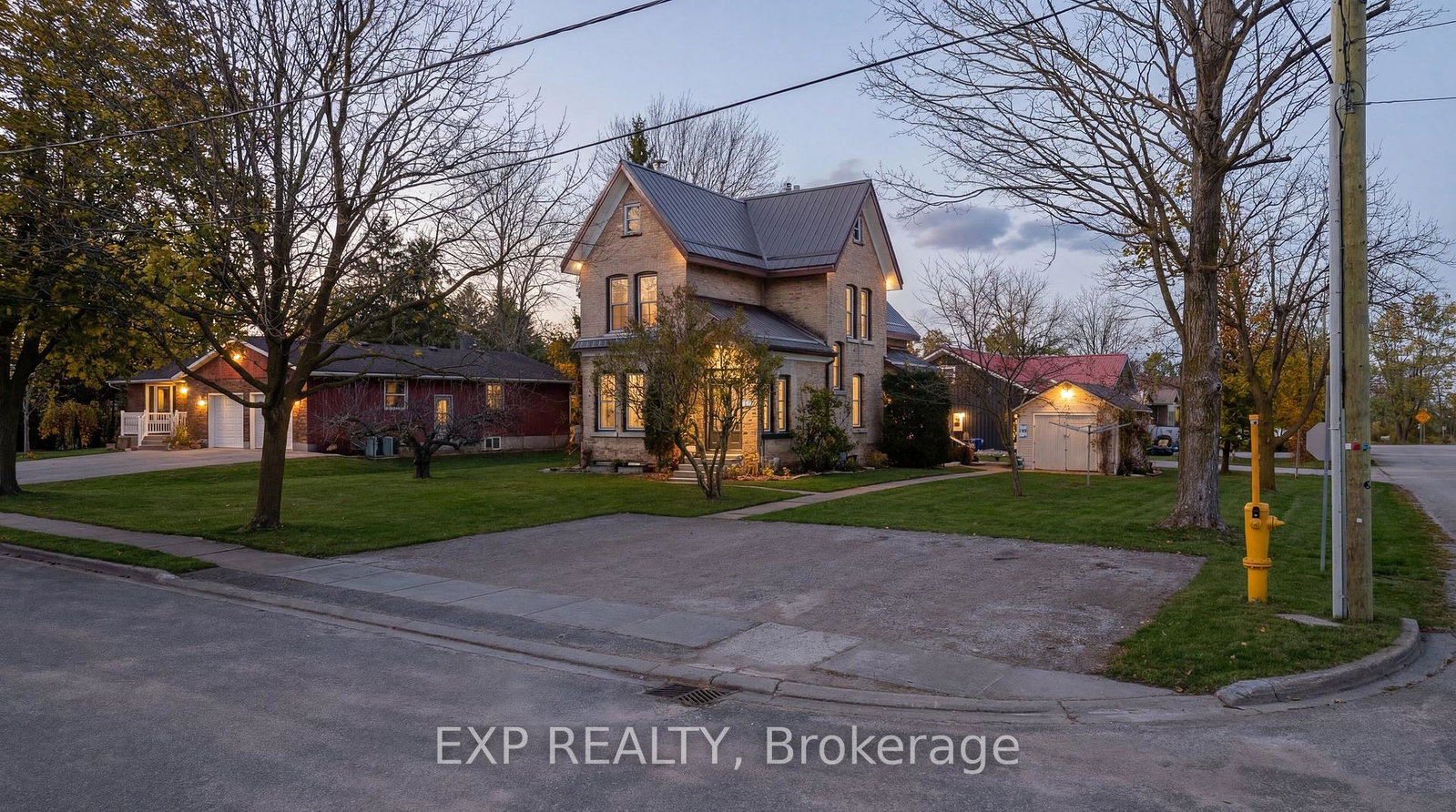 19-adam-street-huron-east-ontario-x13505554