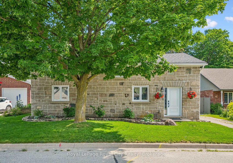 470-perth-street-centre-wellington-ontario-x13505580