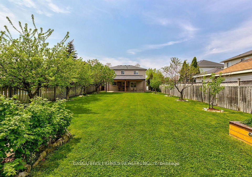 42-richmond-crescent-hamilton-ontario-x13505654