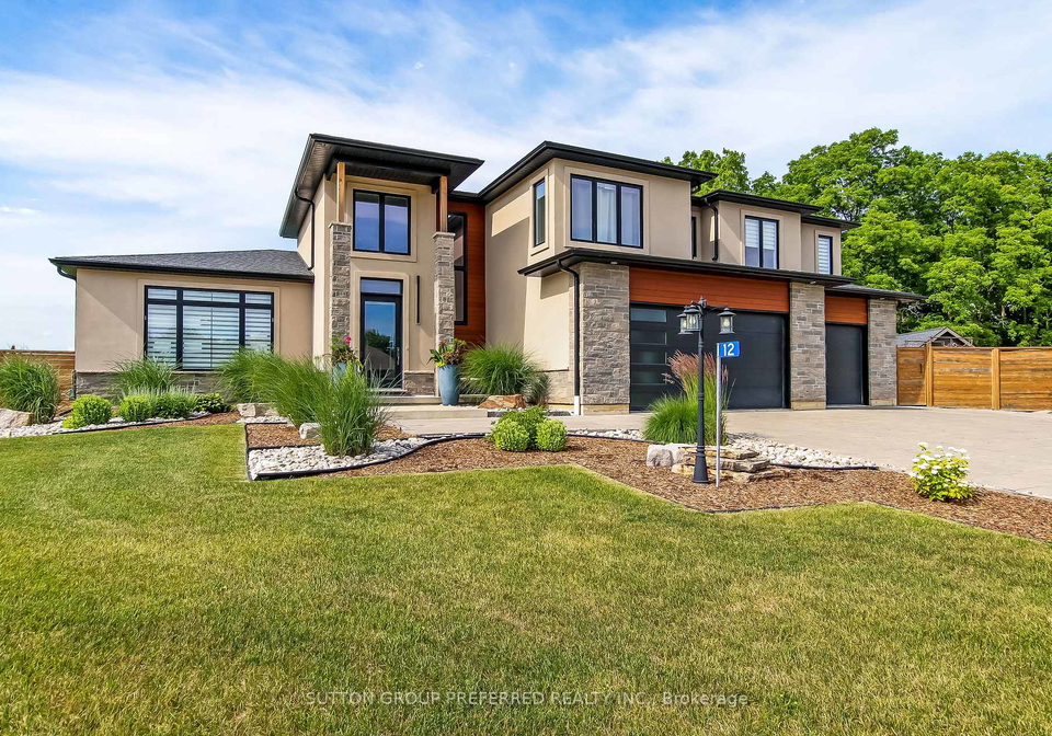 12-grogast-court-adelaide-metcalfe-ontario-x13505760