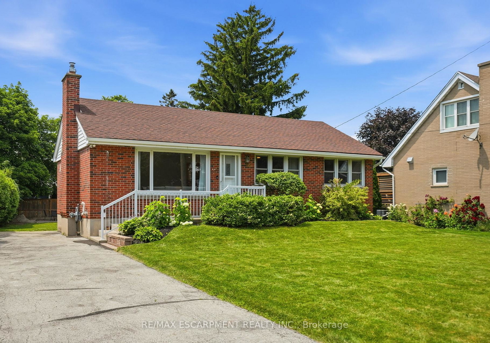 16-kings-forest-drive-hamilton-ontario-x13505818