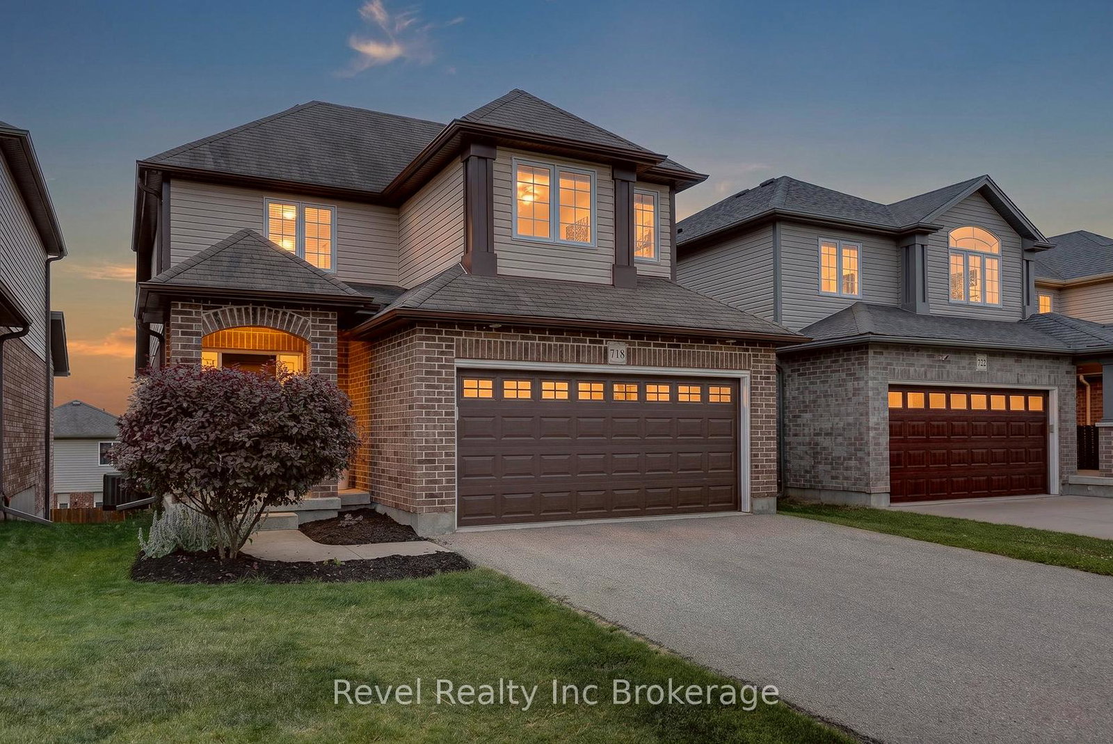 718-frontenac-crescent-woodstock-ontario-x13505876