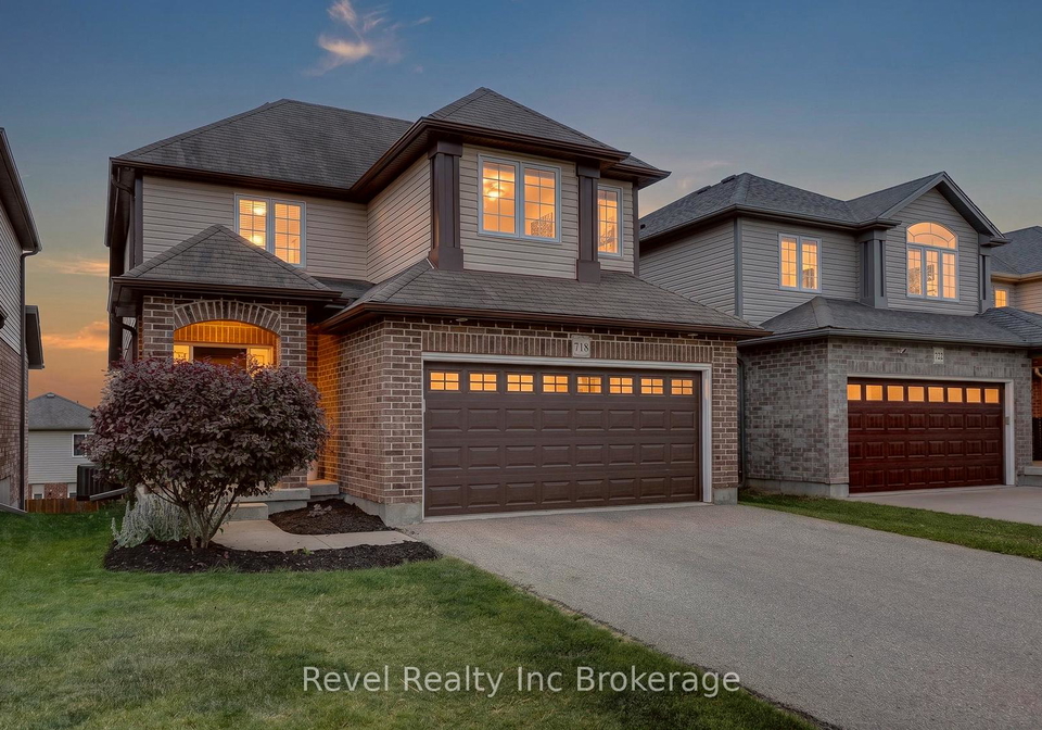 718-frontenac-crescent-woodstock-ontario-x13505876
