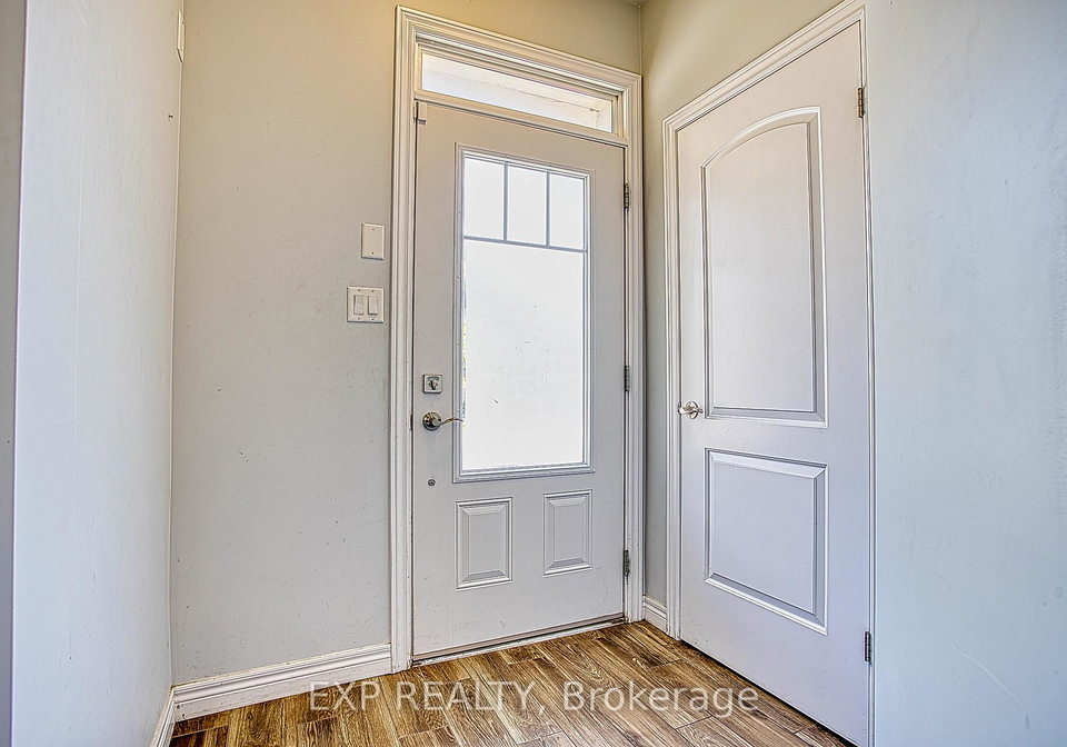 98-shoreview-place-hamilton-ontario-x13506002