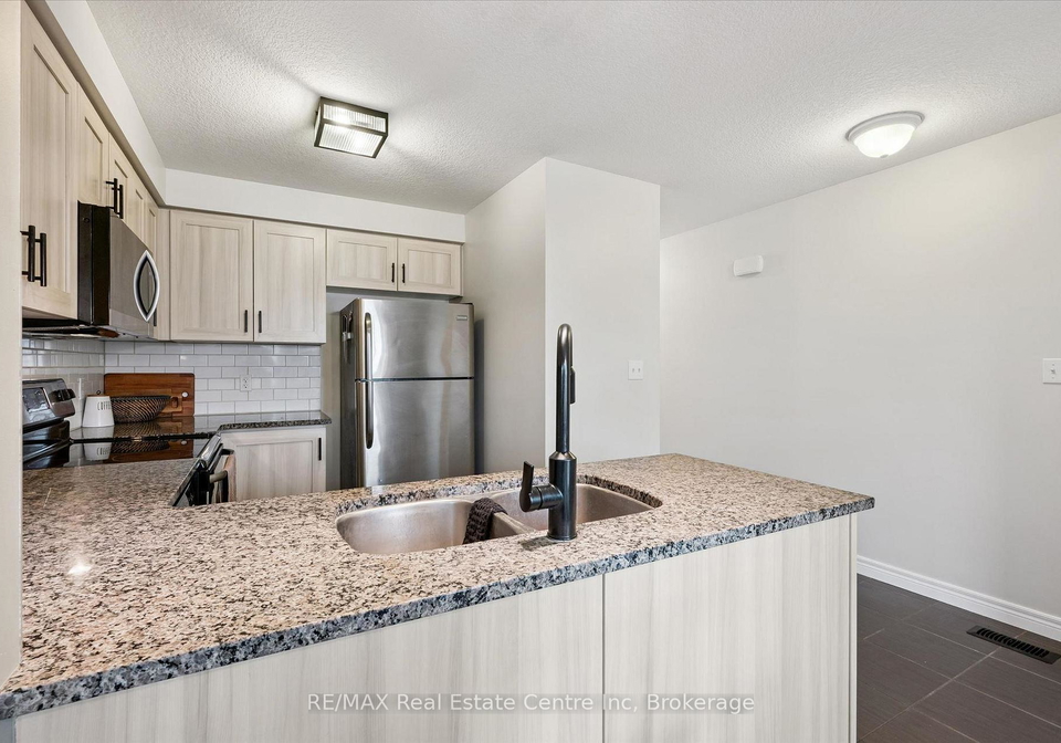 634-woodlawn-road-e-guelph-ontario-x13506016