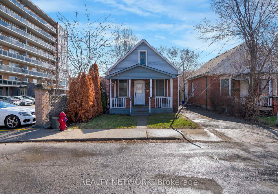 6-ben-lomond-place-hamilton-ontario-x13506080