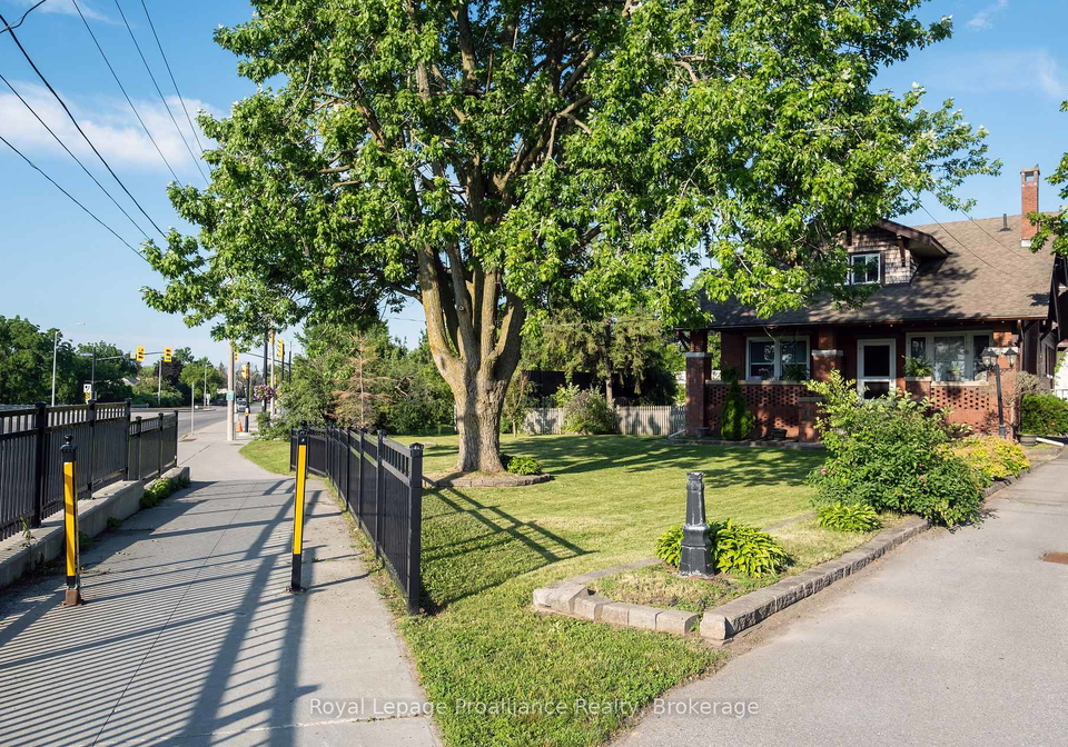 4-highland-avenue-belleville-ontario-x13506362