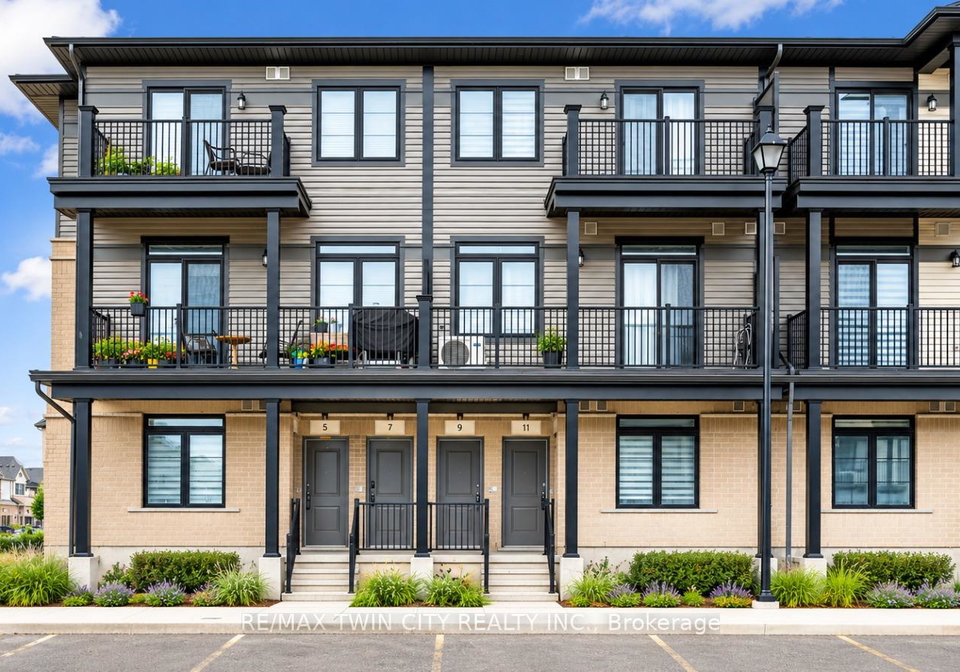 9-lomond-lane-kitchener-ontario-x13506566