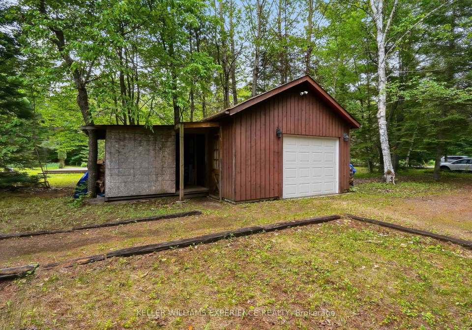 1689-braeloch-road-algonquin-highlands-ontario-x13506584