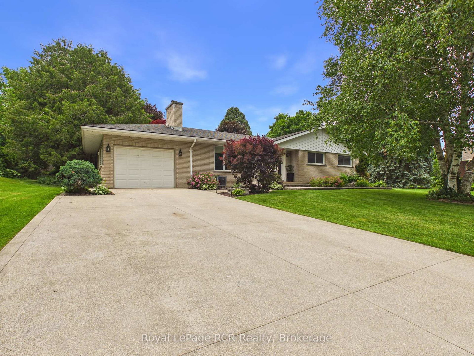 328-summit-drive-north-huron-ontario-x13506668