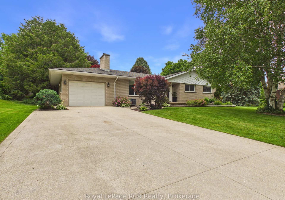 328-summit-drive-north-huron-ontario-x13506668