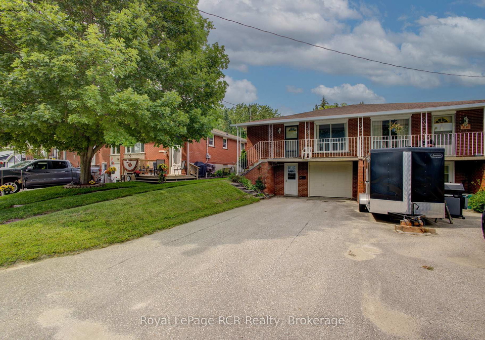 9-duke-street-wellington-north-ontario-x13506864