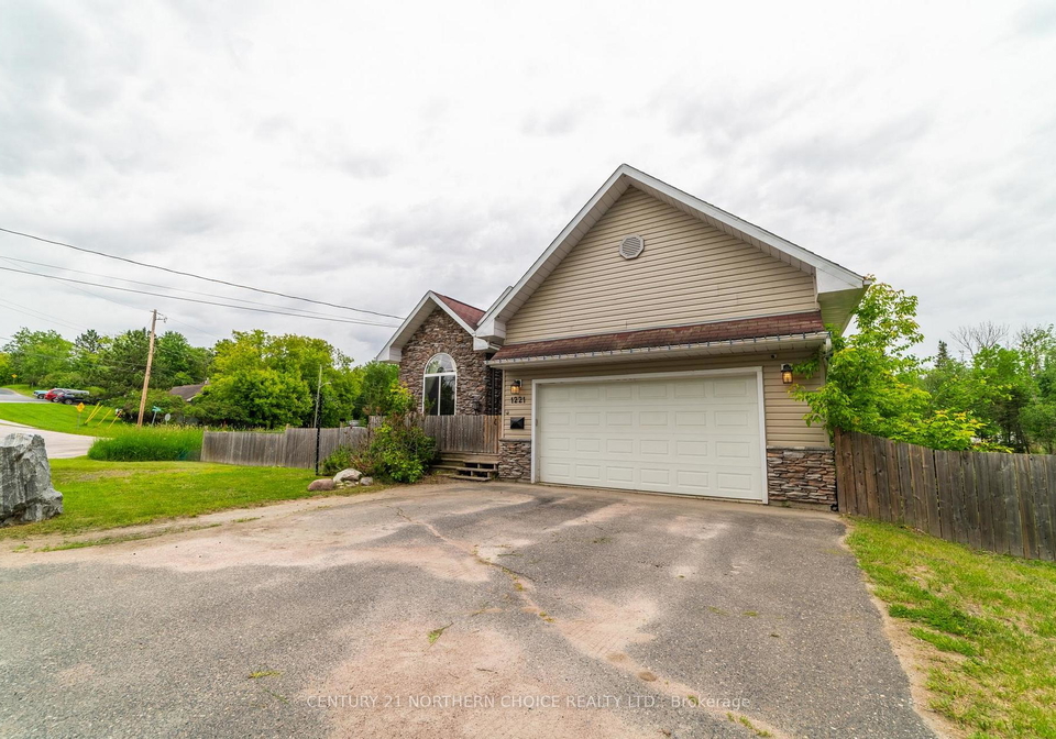 1221-river-drive-kenora-ontario-x13506950