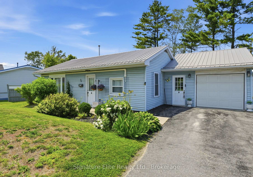 74-highway-33-quinte-west-ontario-x13507192