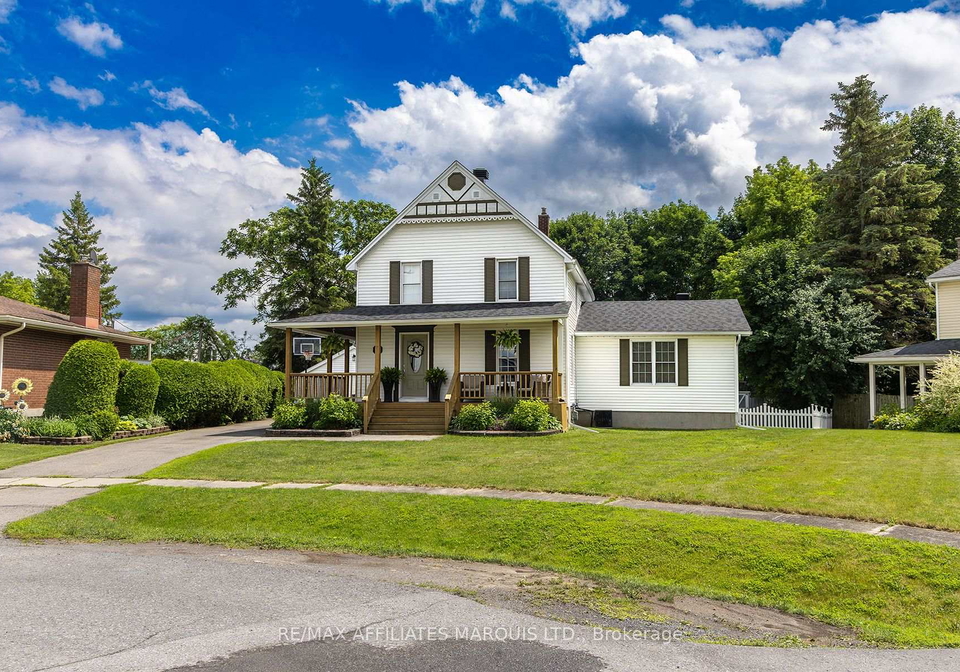 12-broder-crescent-south-dundas-ontario-x13507414