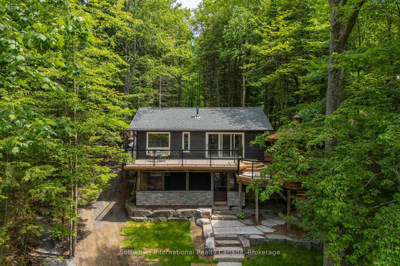 1023-strachan-pt-road-muskoka-lakes-ontario-x13507642