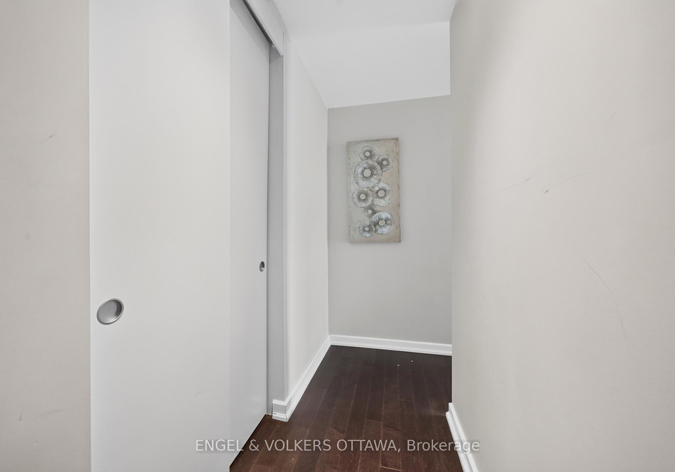 300-lisgar-street-ottawa-ontario-x13507668