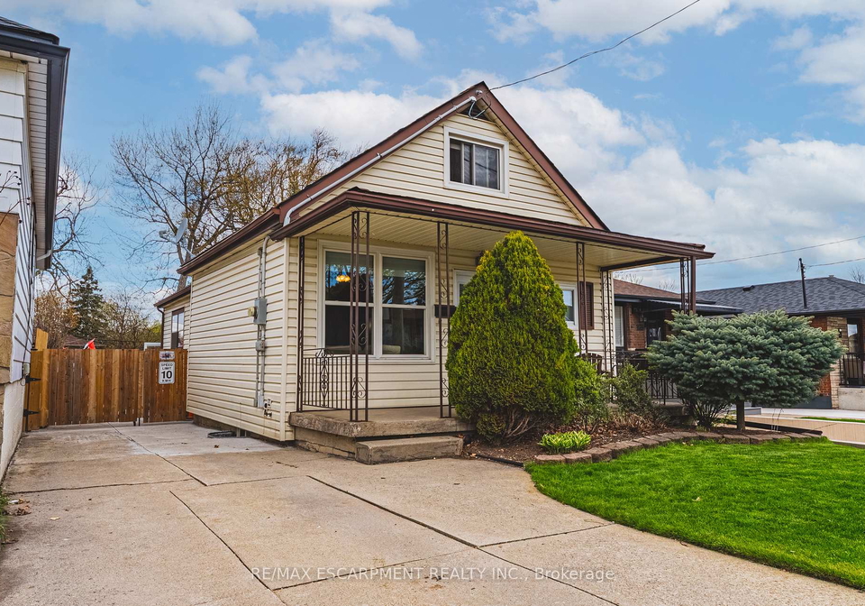 161-ivon-avenue-hamilton-ontario-x13507726