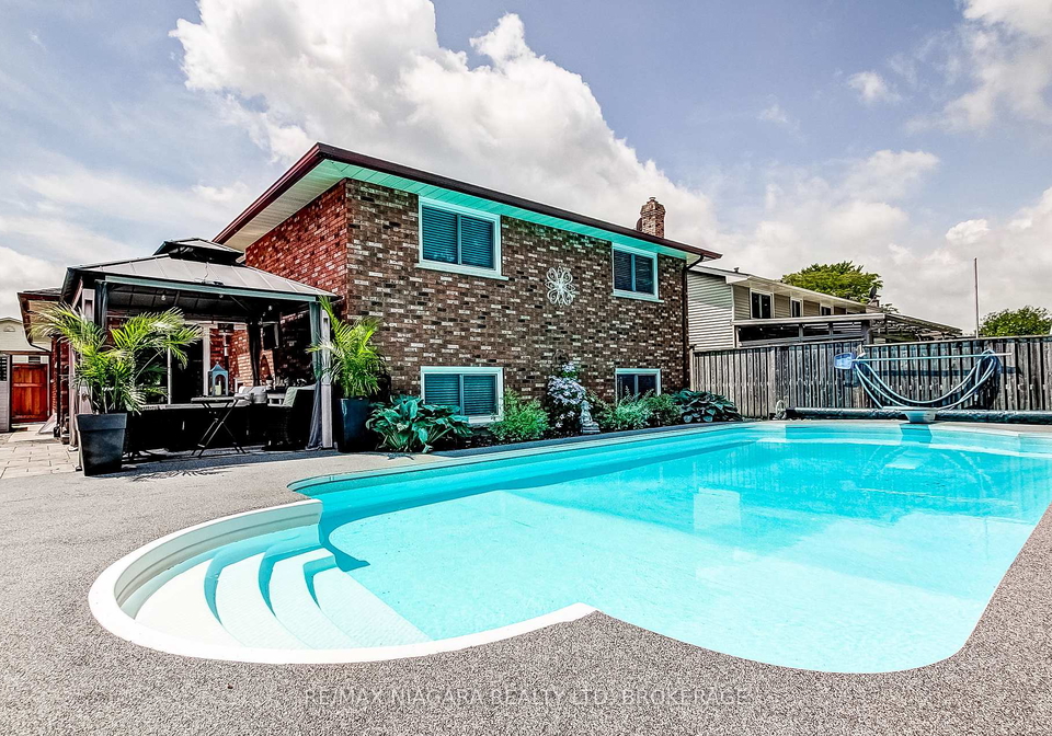 104-whiteoak-crescent-welland-ontario-x13507898