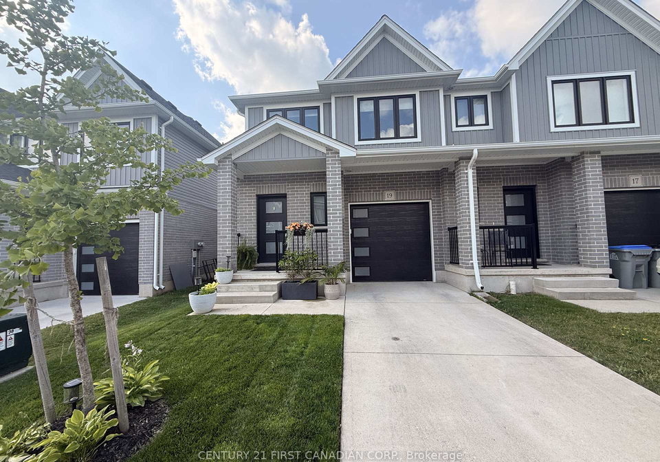 17-nicholson-street-lucan-biddulph-ontario-x13507926