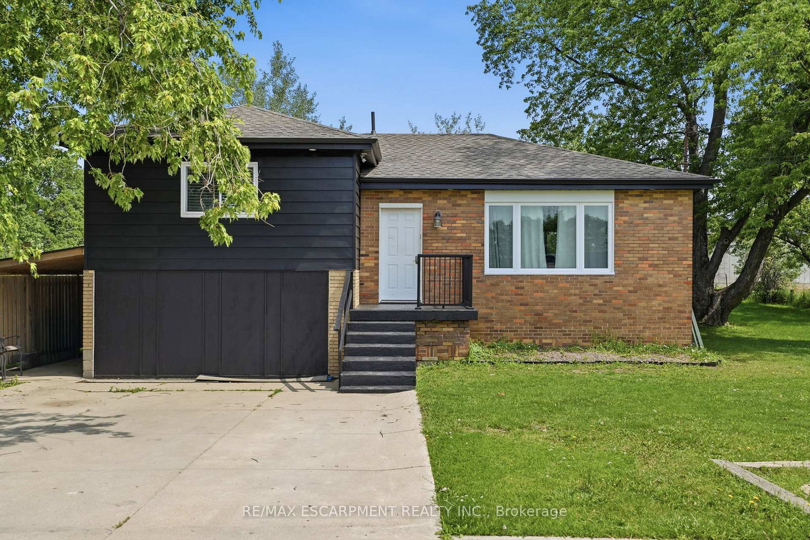 293-20-regional-road-hamilton-ontario-x13507970