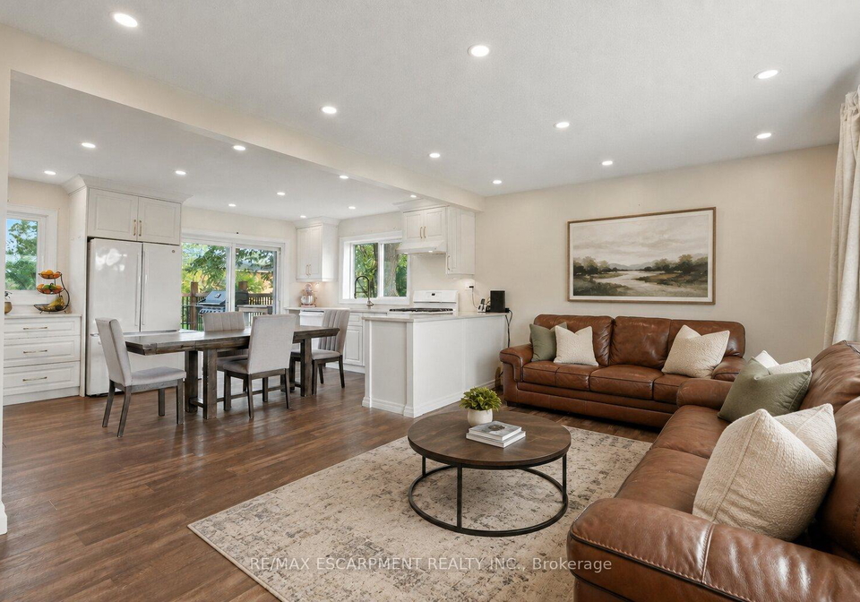293-20-regional-road-hamilton-ontario-x13507970
