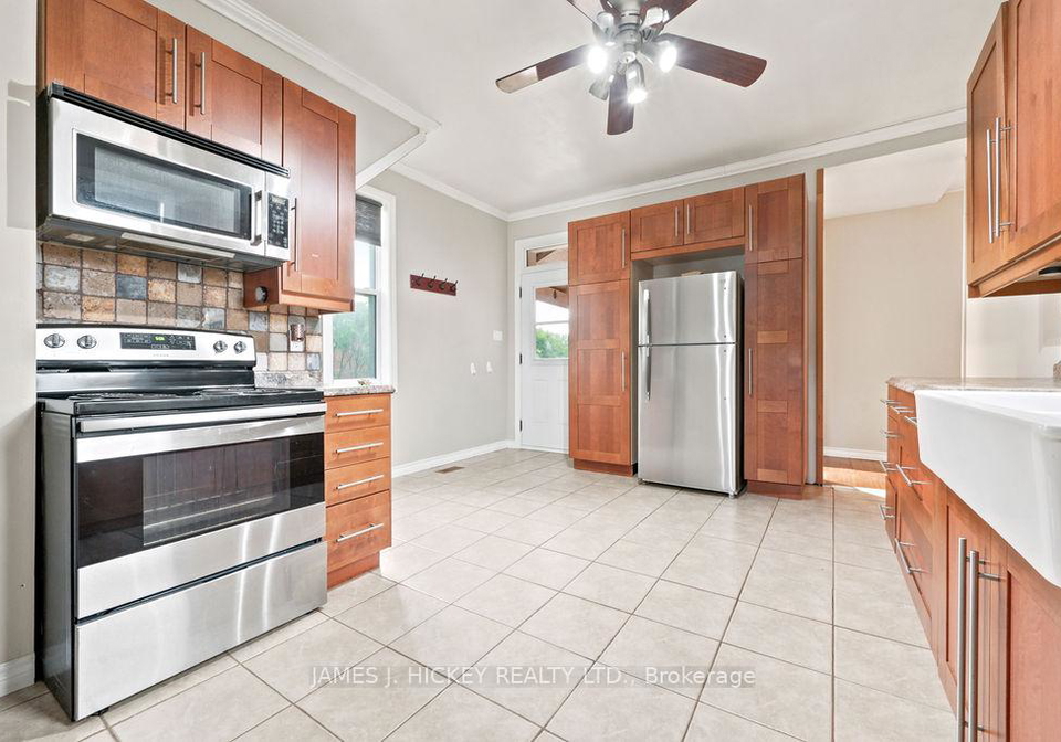20-main-street-laurentian-hills-ontario-x13508242