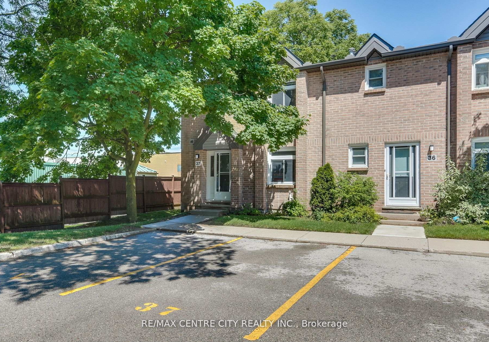 1294-byron-baseline-road-london-south-ontario-x13508436