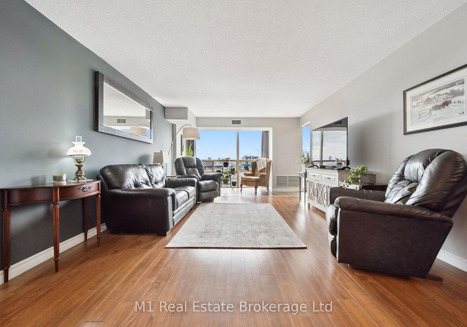 55-blue-springs-drive-waterloo-ontario-x13508488