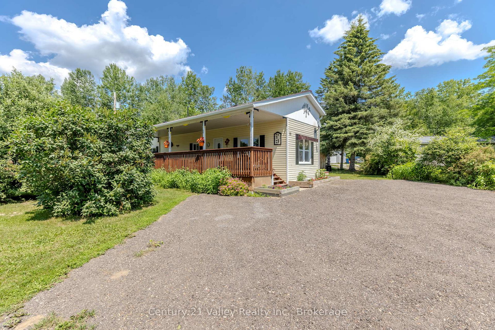 19-robert-colin-lane-n-whitewater-region-ontario-x13508570