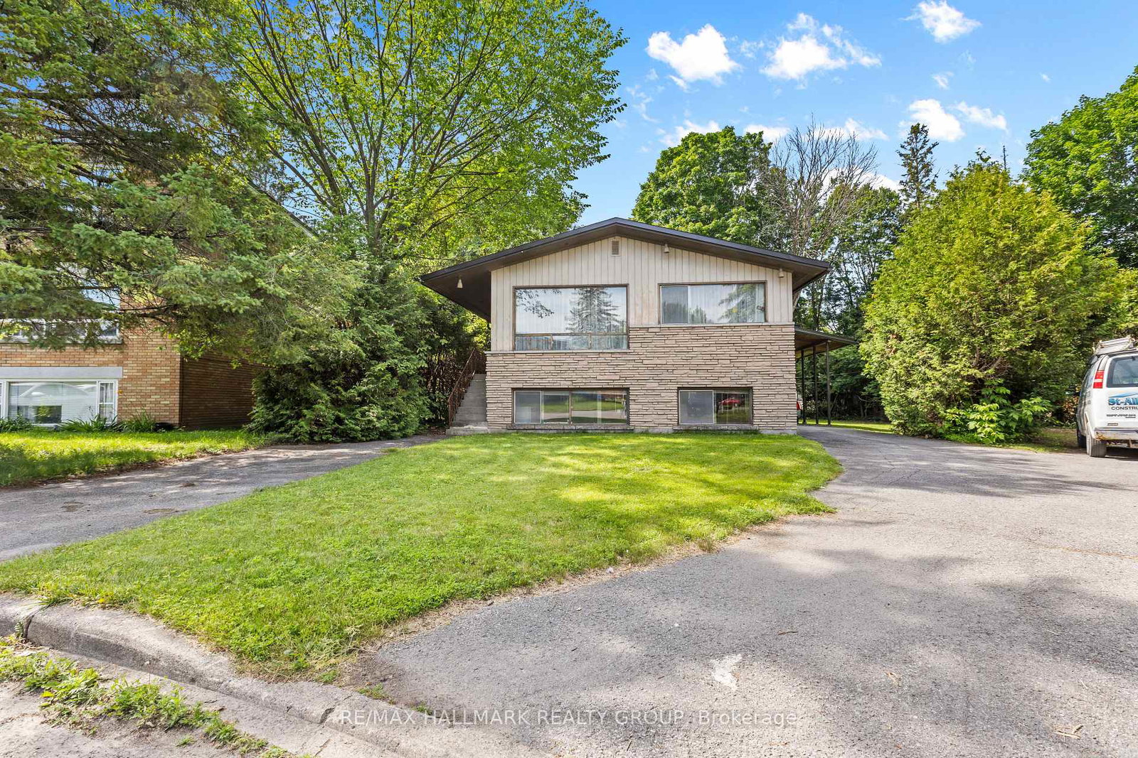 492-vernon-avenue-ottawa-ontario-x13508694
