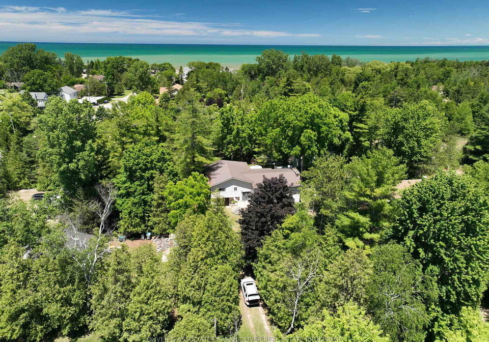 6386-victoria-avenue-lambton-shores-ontario-x13508882